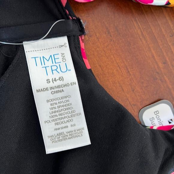 Time and Tru Black Floral Print Bikini Top Woman Size Small 4/6 NWT - Picture 5 of 6